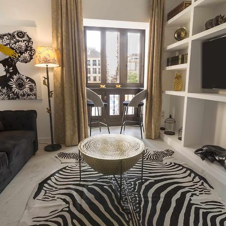 The Clock House Luxury Urban Suites Malaga Exterior photo