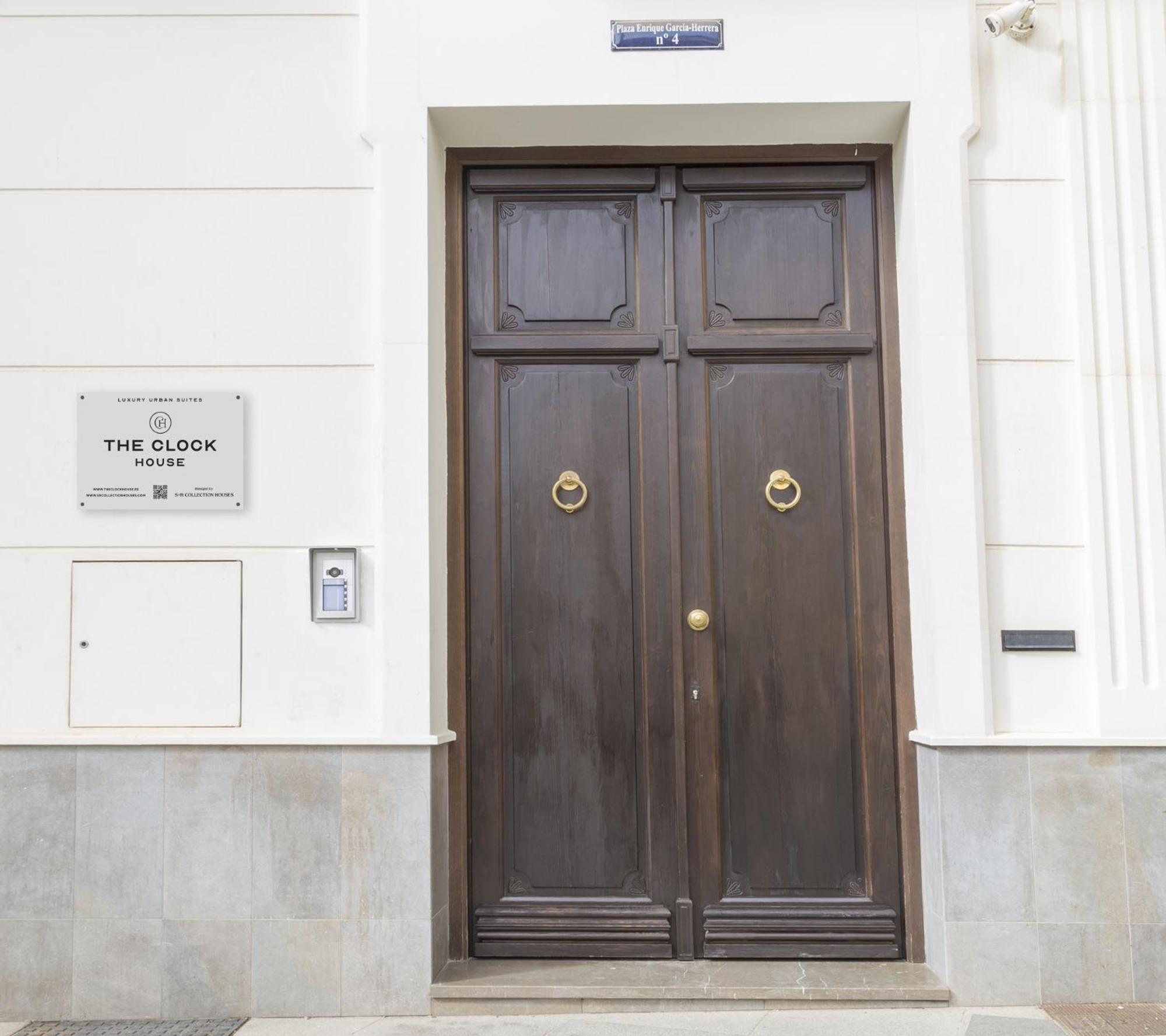 The Clock House Luxury Urban Suites Malaga Exterior photo